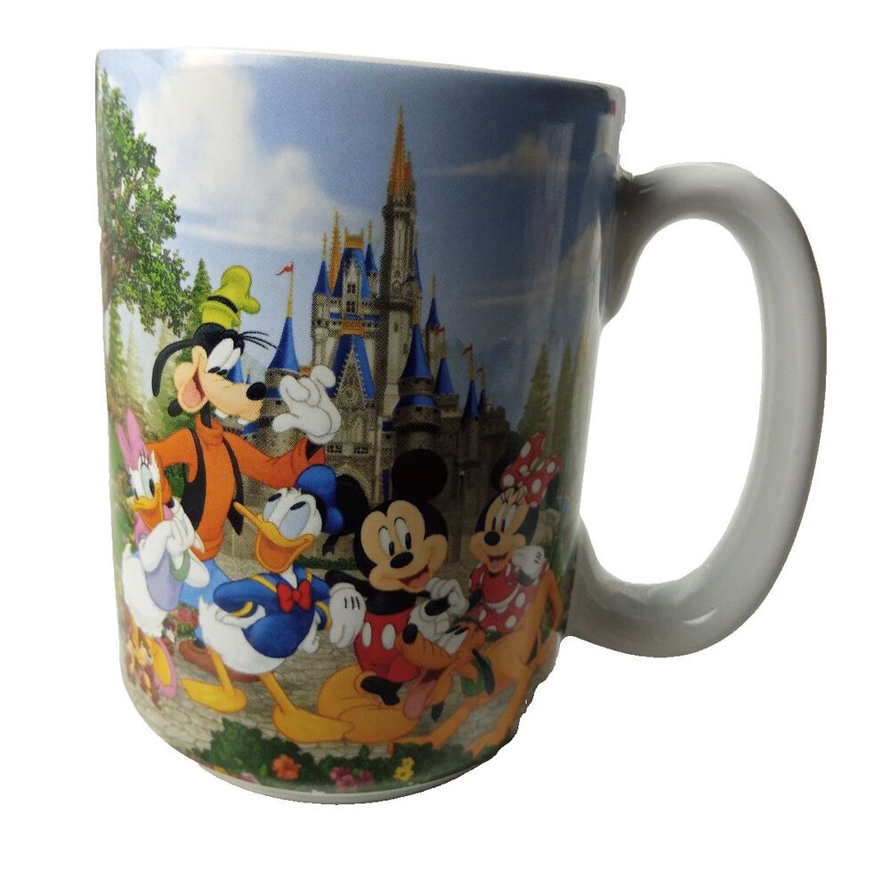 DISNEY WORLD FRIENDS Grandma on Handle Mug